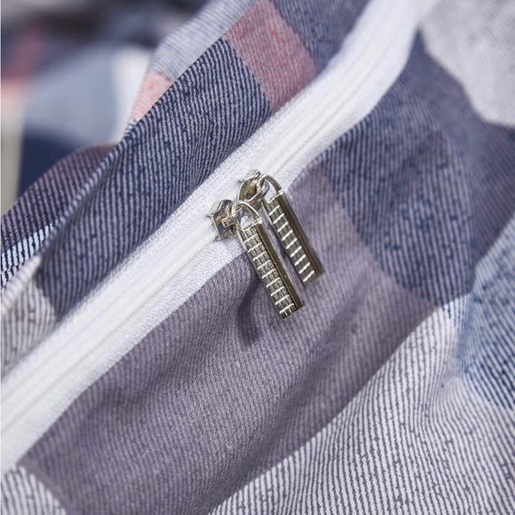 Plaid Navy and White Duvet - Picture 2 of 2